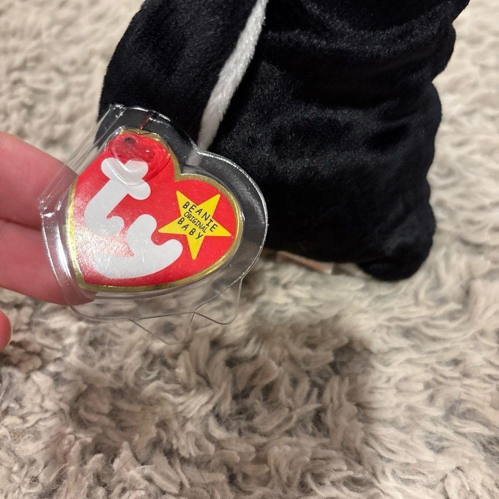 Ty Beanie Baby Zero Penguin Kids OS Black Excellent Santa Hat Christmas Plush - Picture 5 of 5